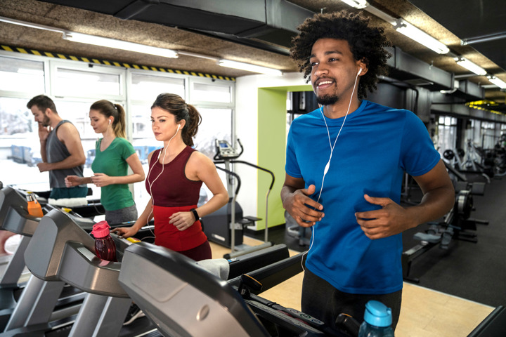 Friend on treadmills